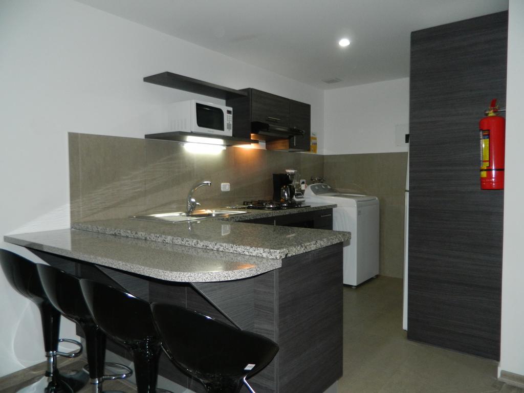 Itsahome Apartments - Torre Seis Quito Chambre photo